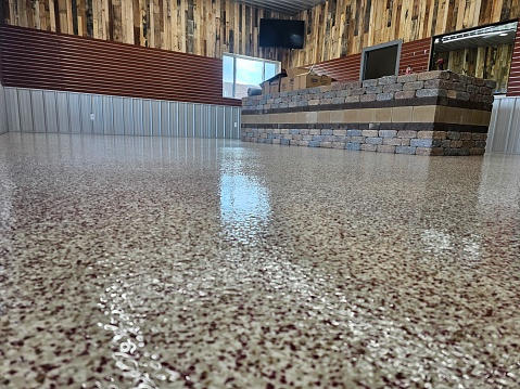 Shop flake floor
