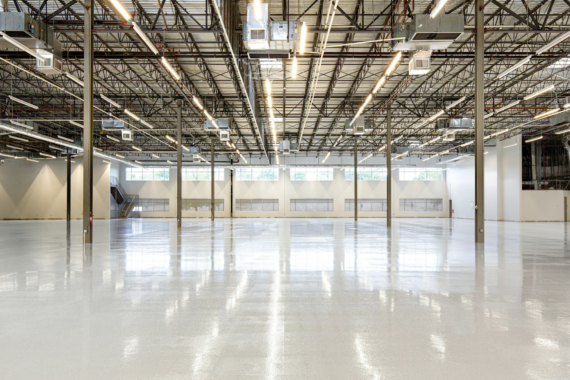 Sealed epoxy floor in a large Phoenix-area shop